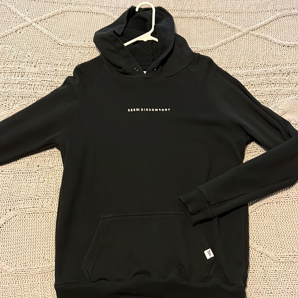 Men's Seek Discomfort Hoodie Size M